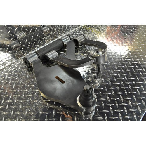 88-95 Isuzu Pup Control Arm Set